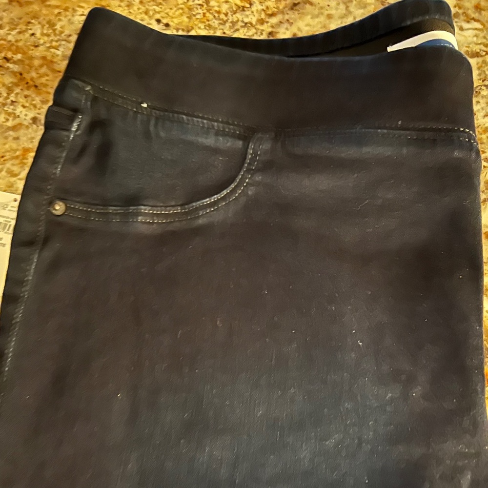 16P  **BARGAIN**NWT Old Navy Mid-Rise Rockstar Super-Skinny Jeans for Women!!